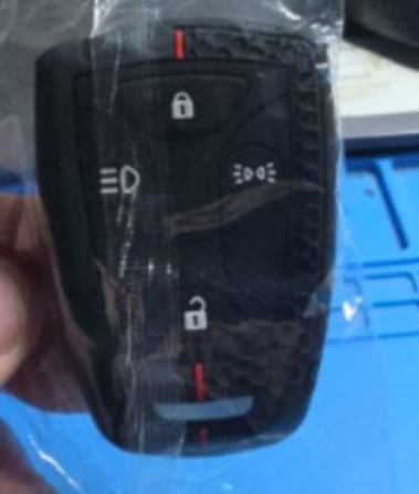 silicone For SAAB Scania Truck 4 button Remote Car Key Shell Case For DC13 143 148 141 4X2 6X2R GRS905 R-series S-series G-series P-series