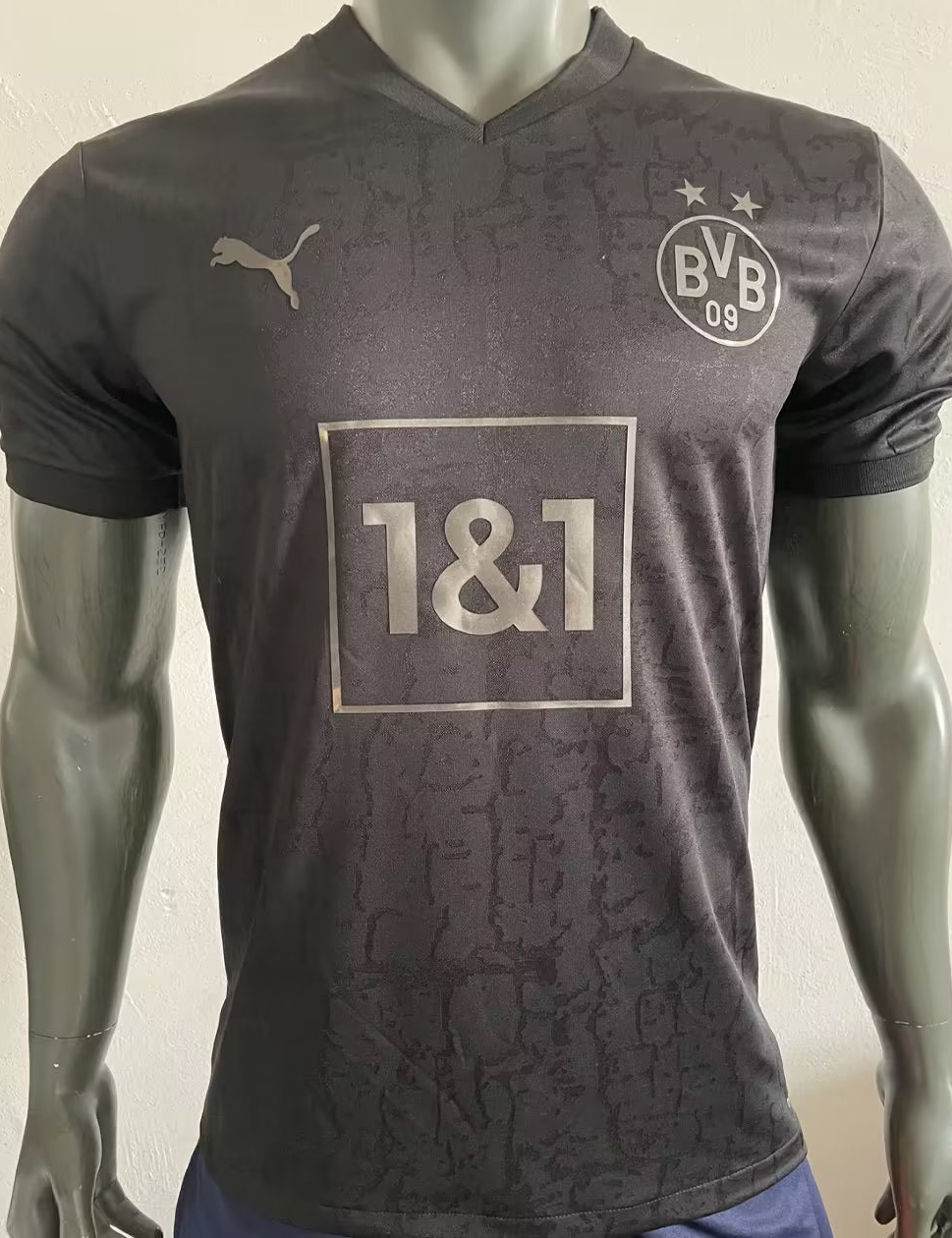 2022/23 Borussia Dortmund Especial Black Versión Jugador