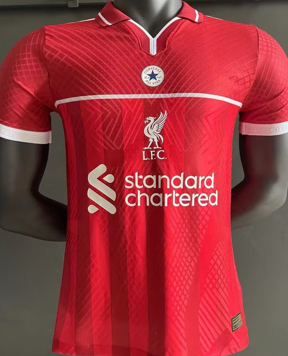 2024 Liverpool Local Red Versión Jugador