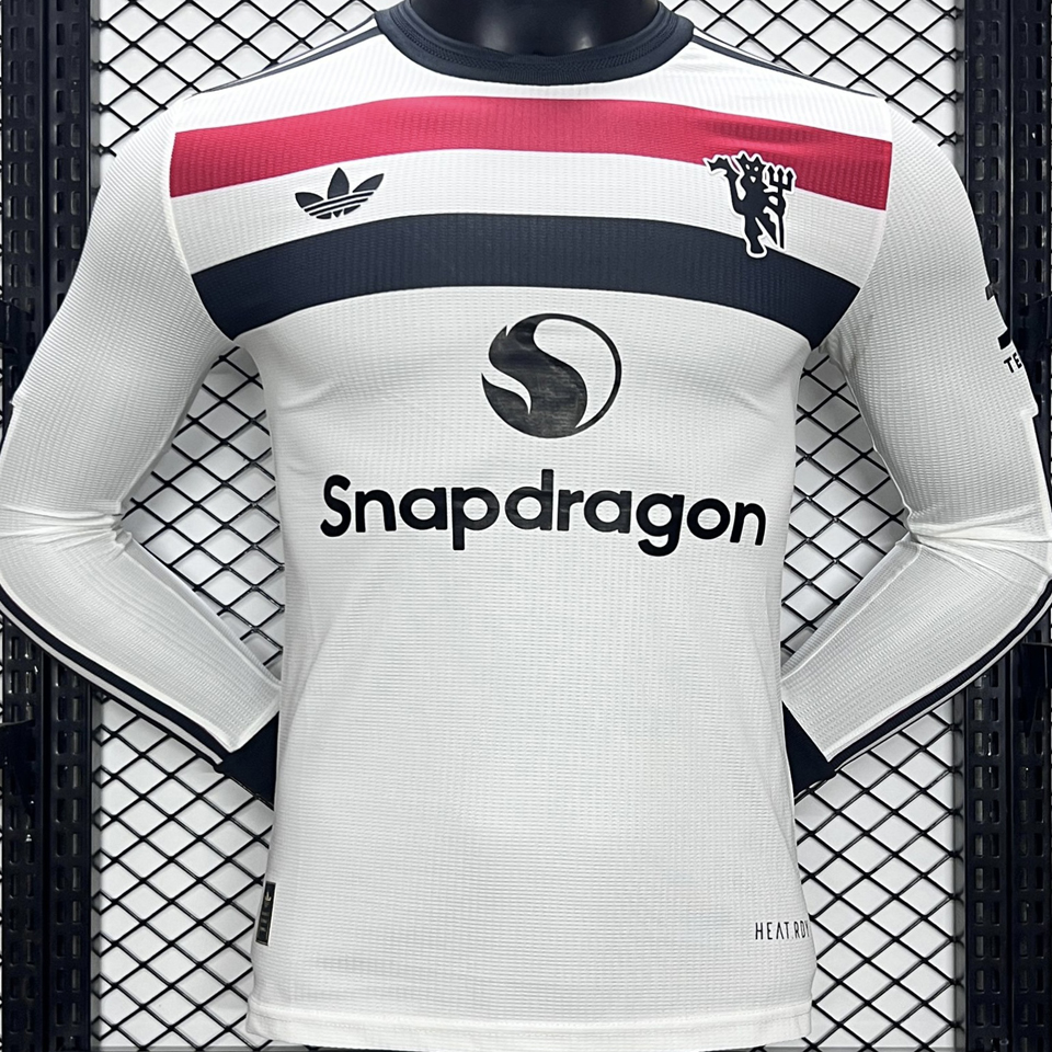 2024/25 Manchester United Tercera White Versión Jugador