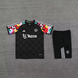 2024/25 M Utd Black Training Tracksuit