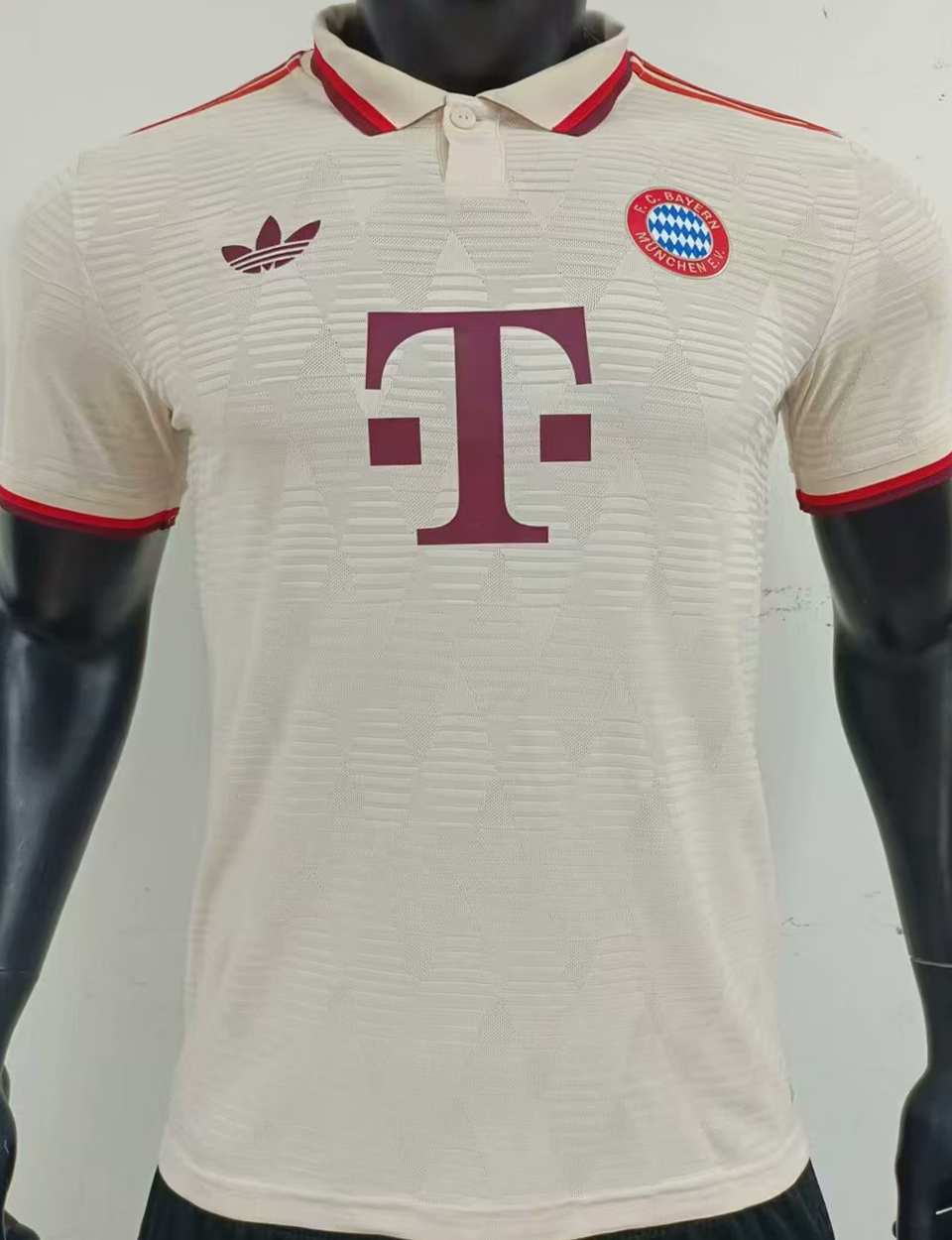 2024/25 Bayern Munich Tercera White Versión Jugador