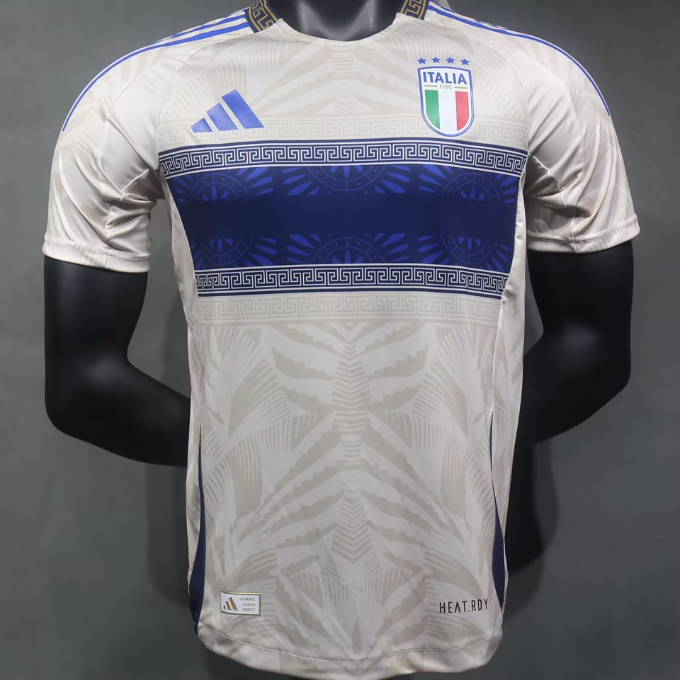 2024/25 Italia Especial Versión Jugador