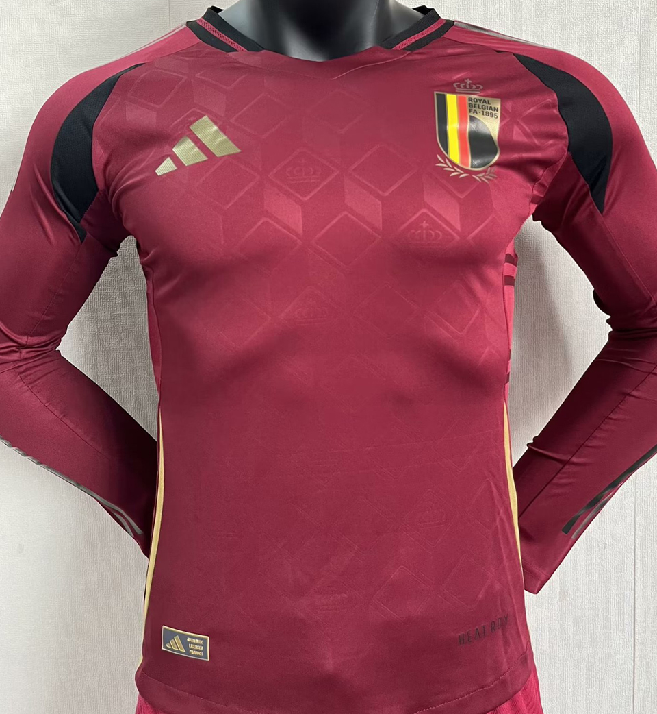 2024/25 Bélgica Local Versión Jugador