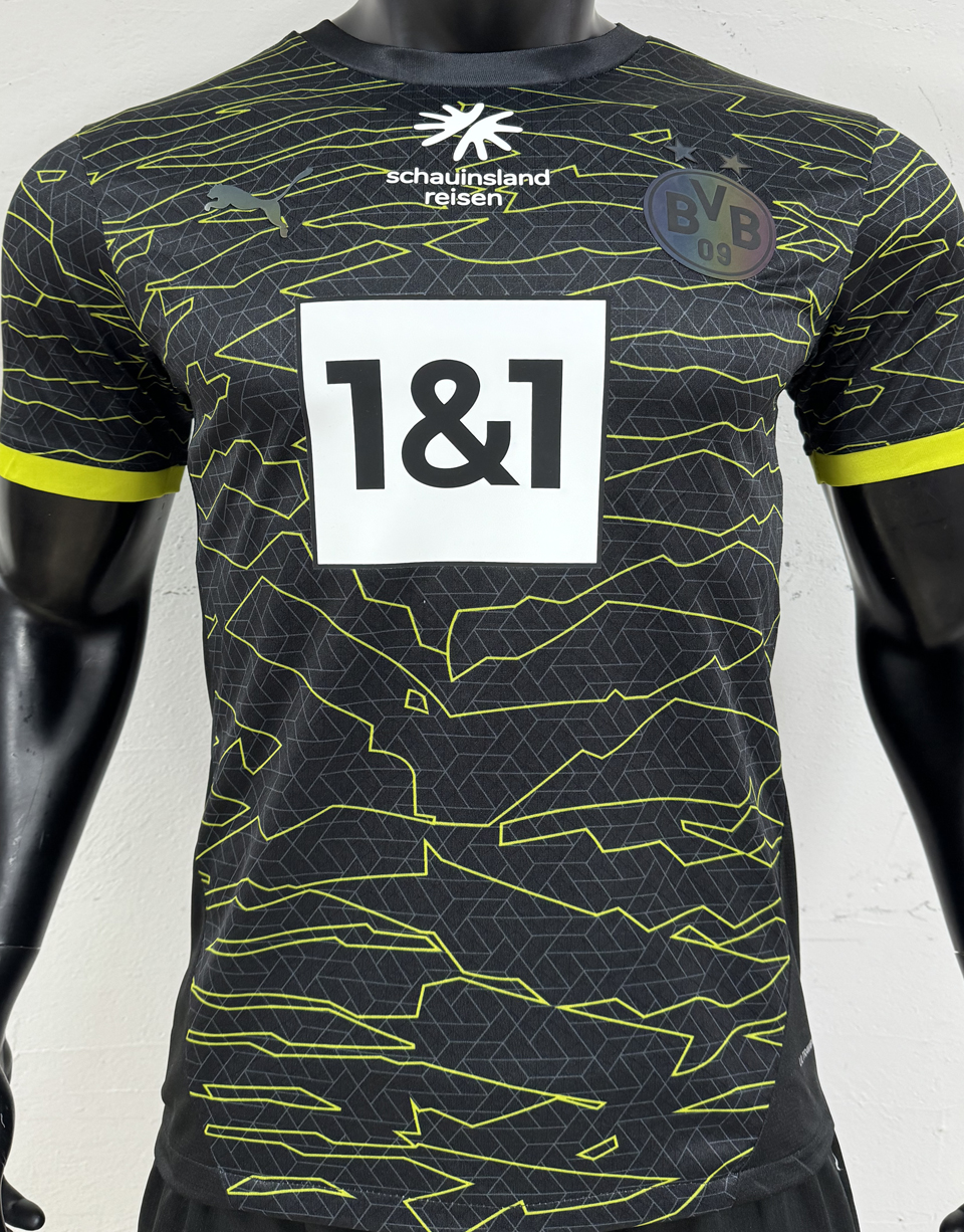 2024/25 Borussia Dortmund Especial Black Versión Jugador