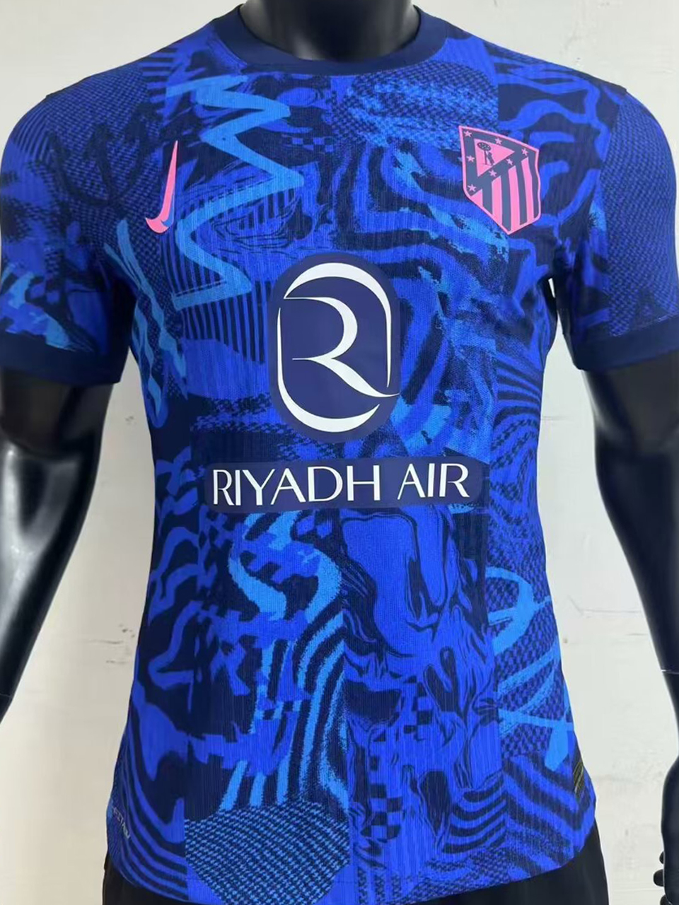 2024/25 Atletico Madrid Tercera Blue Versión Jugador
