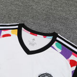 2024/25 M Utd White Vest Training Jersey(A Set)