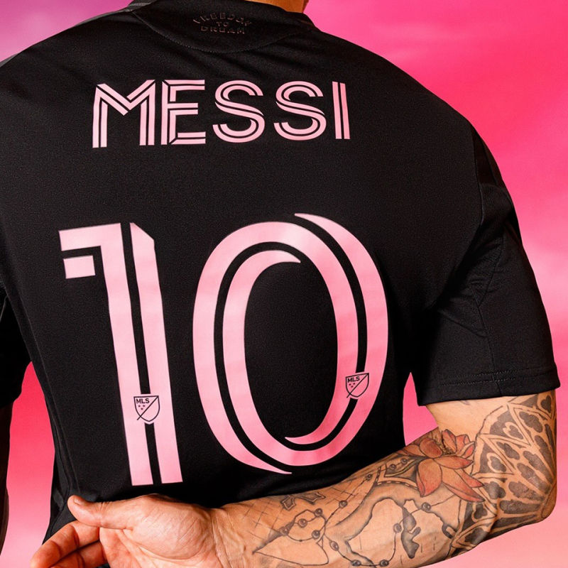Inter Miami Visitante Versión Aficionado 2025/26 (Negra) 3