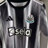 2025/26 Newcastle Home Fans Soccer Jersey