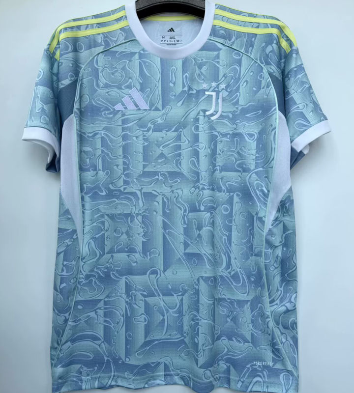 Juventus Visitante Versión Aficionado 2025/26