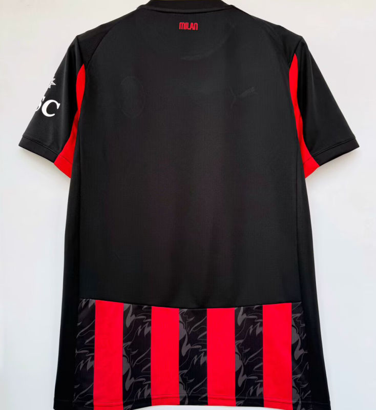 AC Milan Local Versión Aficionado 2025/26 2