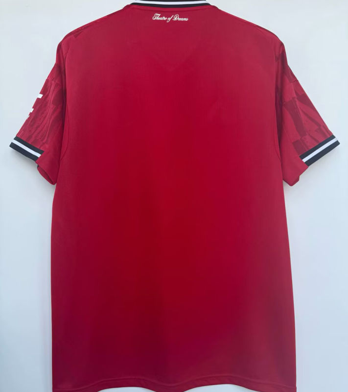 Manchester United Local Versión Aficionado 2025/26 (Roja) 2