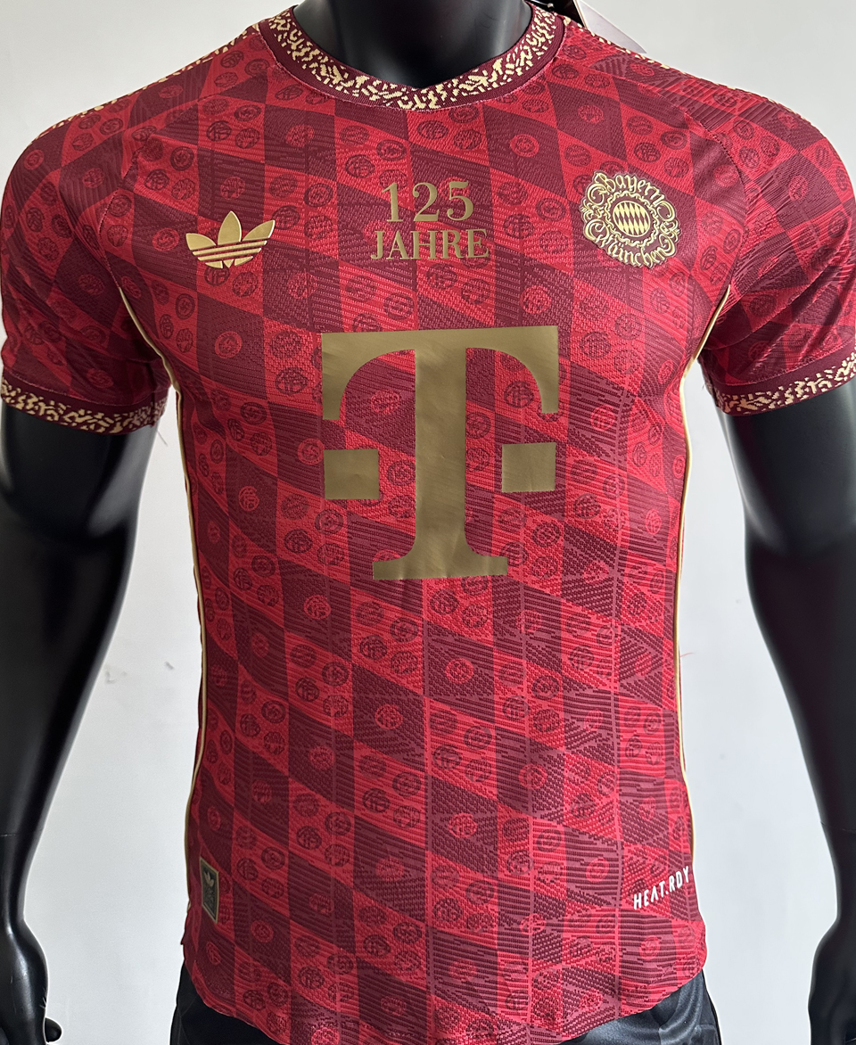 2025 Bayern Munich Local Red Versión Jugador