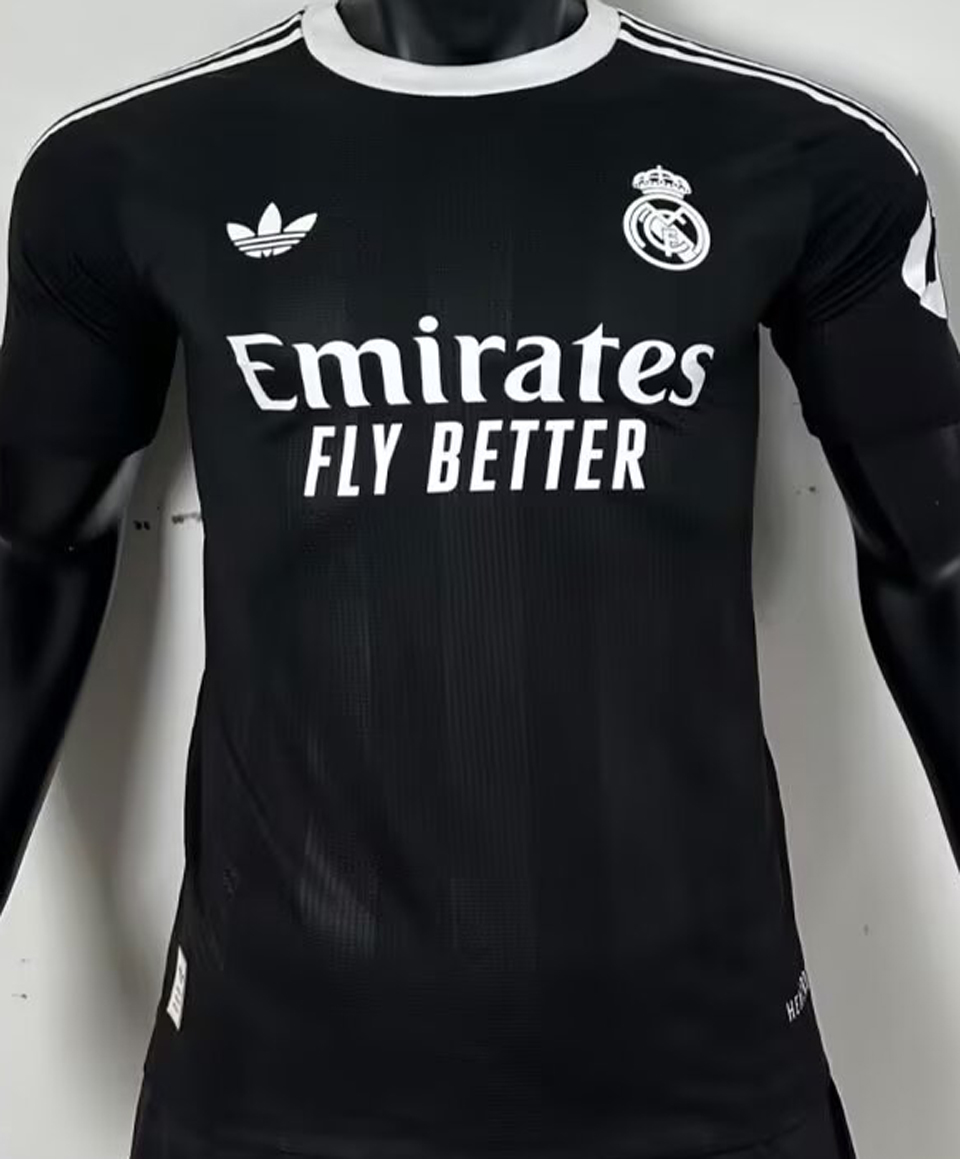 2025/26 Real Madrid Local Black Versión Jugador