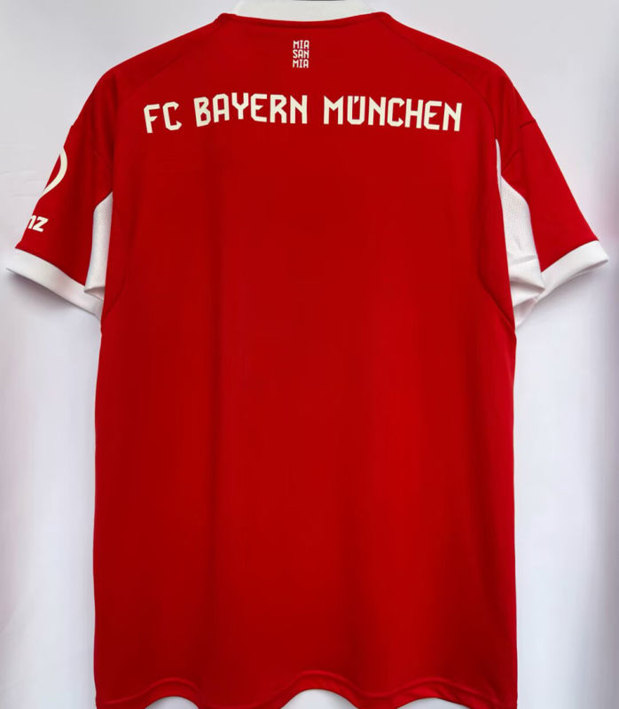 Bayern Munich Local Versión Aficionado 2025/26 (Roja) 2