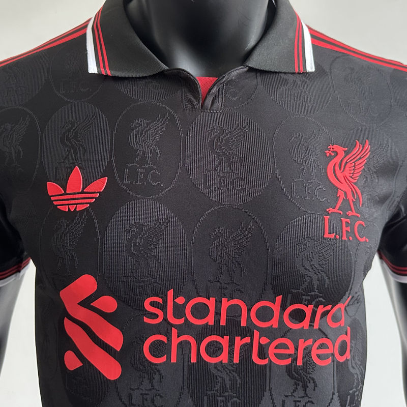 Liverpool Local Versión Jugador 2025/26 (Negra) 5
