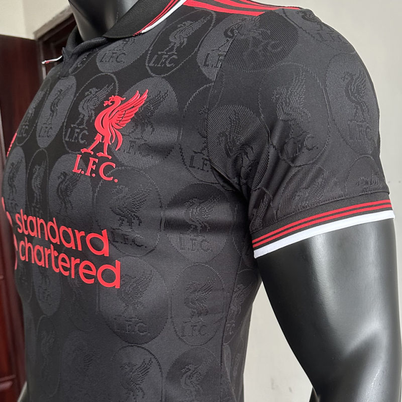 Liverpool Local Versión Jugador 2025/26 (Negra) 7