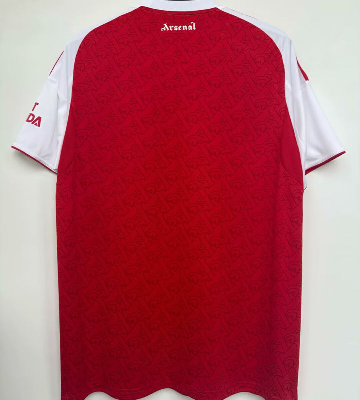Arsenal Local Versión Aficionado 2025/26 (Roja) 2