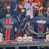 队微白色塔 CHAMPIONS OF EUROPE 25 ICIC'EST PARIS PSG Champion Font 巴离冠军字(You can buy it Or tell me to print it on the Jersey )