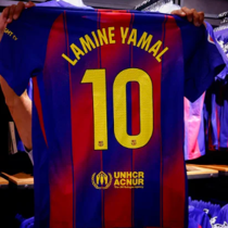 LAMINE YAMAL #10 BA 1:1 Quality Home Fans Soccer Jersey 2025/26   Laiga Font 西甲字体