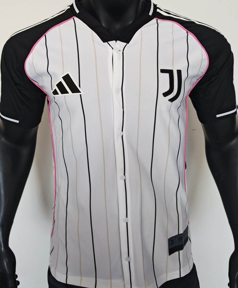2025/26 Juventus Local White Versión Jugador