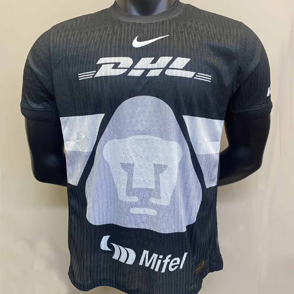 2025/26 Pumas UNAM Local Black Versión Jugador