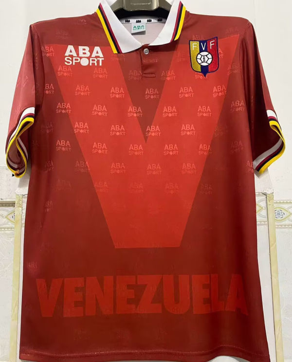1998 Venezuela Home Red Retro Soccer Jersey