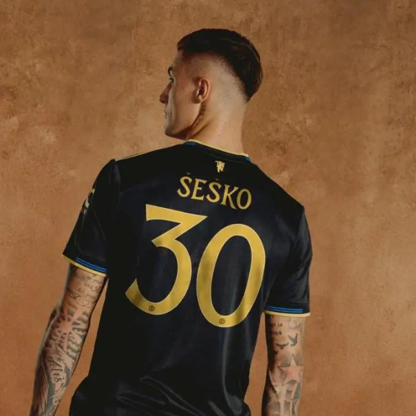 ŠEŠKO #30 M Utd 1:1 Quality Third  Fans Soccer Jersey 2025/26 (UCL Font 欧冠字体 )