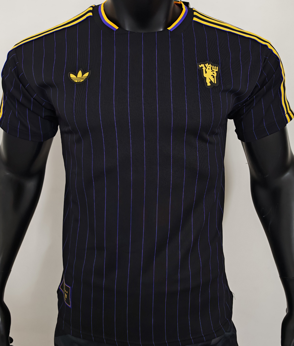 2025/26 Manchester United Local Black Retro
