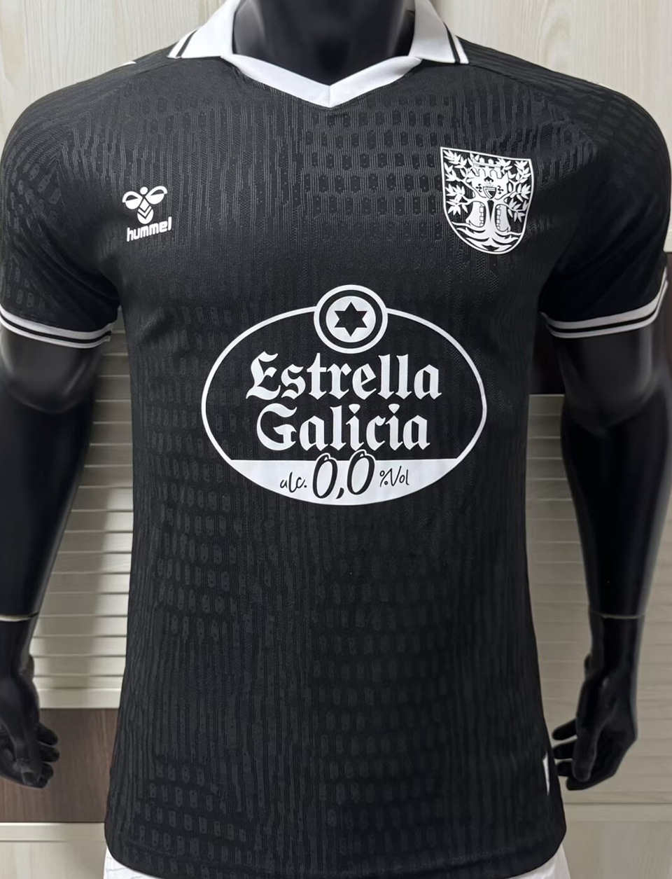 2025 Celta de Vigo Local Black Versión Jugador