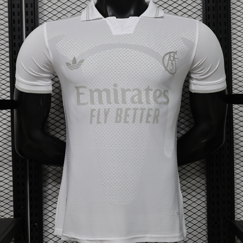 2026 Real Madrid Local White Versión Jugador