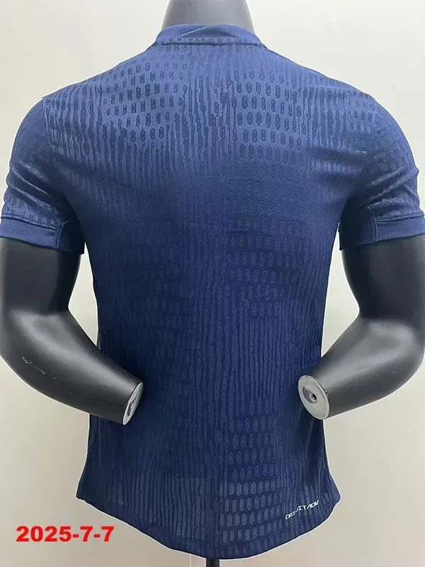 Paris Saint-Germain Local Versión Jugador 2025/26 (Azul) 5