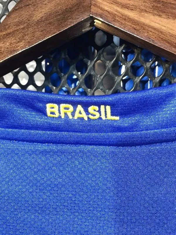 Brasil Retro 2006 Visitante 6