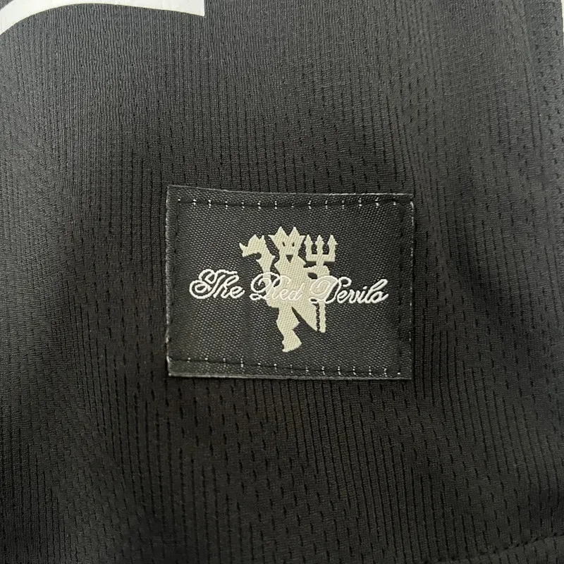 Man Utd Retro 2007/08 Visitante 8