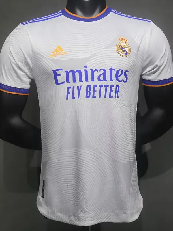 Real Madrid Local Versión Jugador 2021/22 (Blanca)