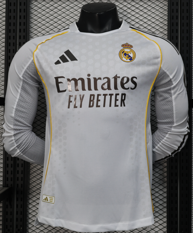 Real Madrid Local Versión Aficionado 2025/26 (Blanca)