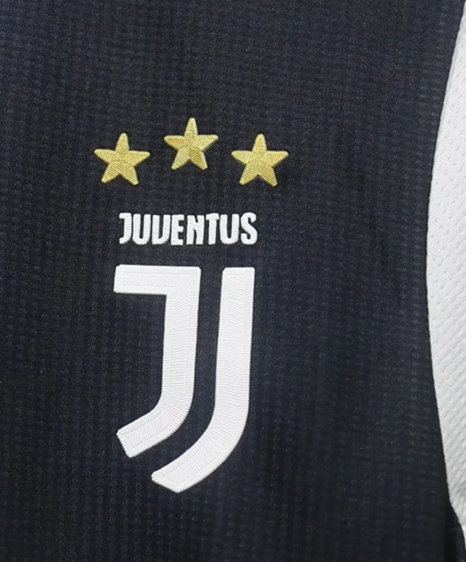 Juventus Retro 2019/20 Local 4