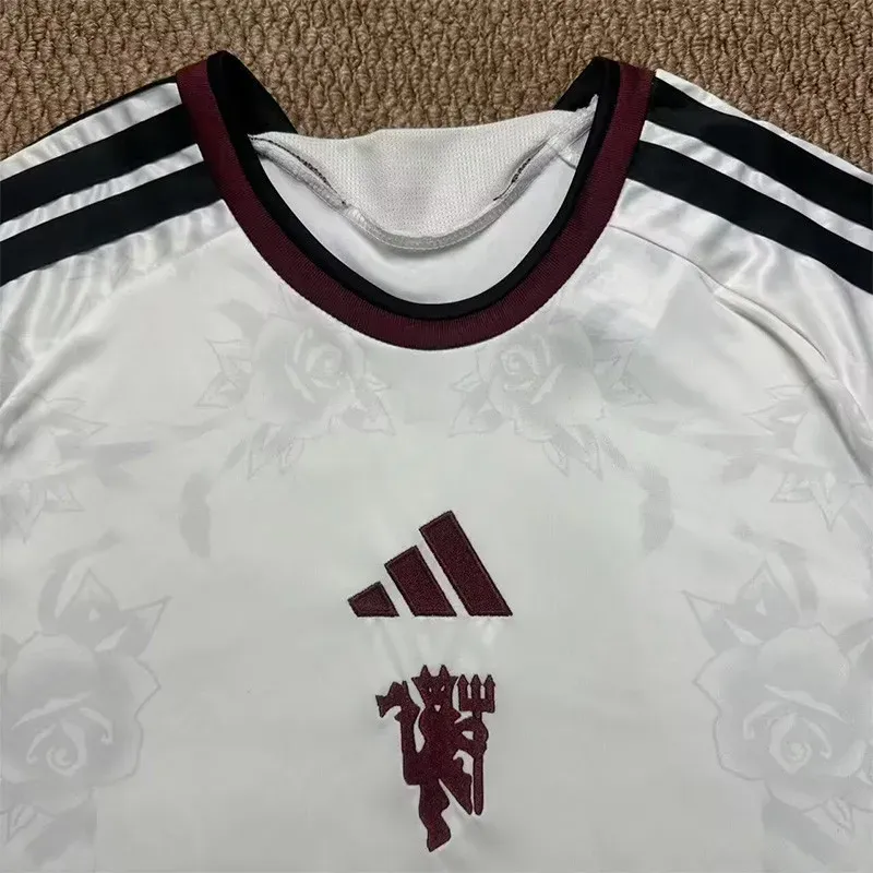 Manchester United Tercera Versión Aficionado 2026/27 5