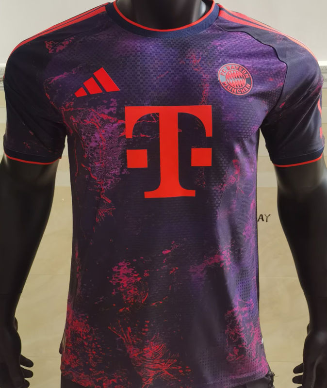 Bayern Munich Tercera Versión Jugador 2026/27
