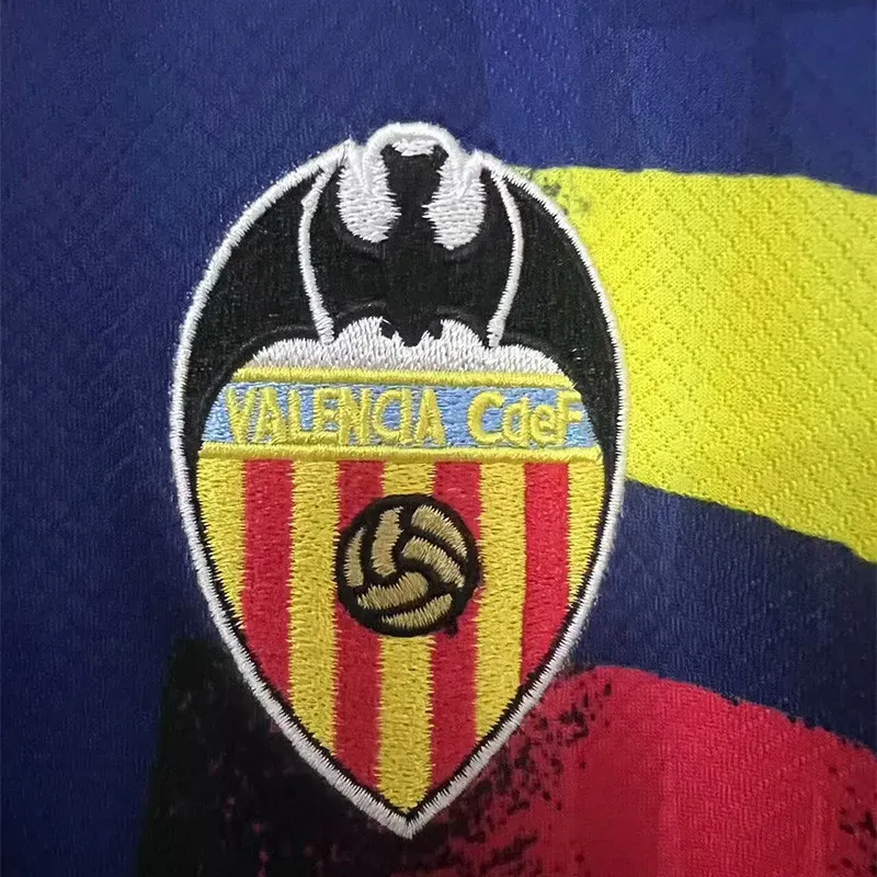 Valencia Retro 1996/97 Visitante 4
