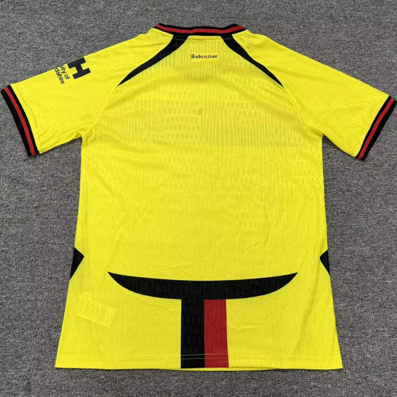 Watford Local Versión Aficionado 2026/27 (Amarilla) 2