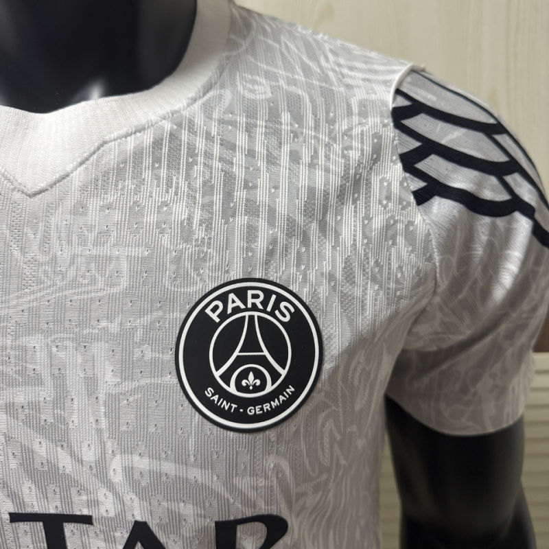 Paris Saint-Germain Local Versión Jugador 2026/27 5