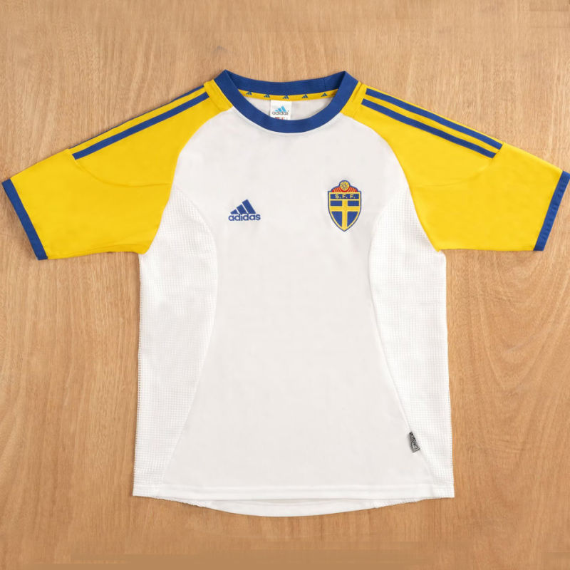 Suecia Retro 2002 Visitante (Blanca)