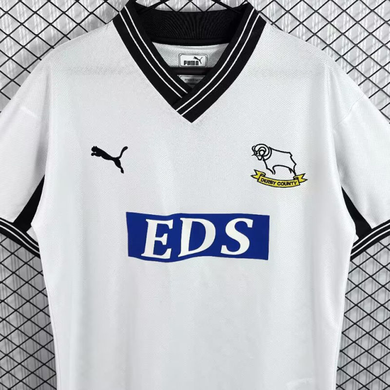 Derby County Local Versión Aficionado 1999/01 3