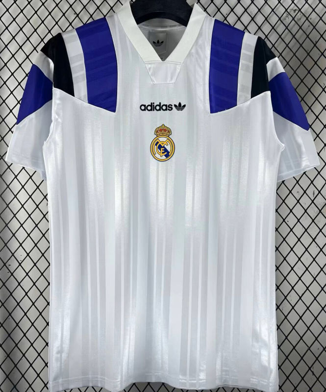 Real Madrid Retro 2026/27 Local (Blanca)