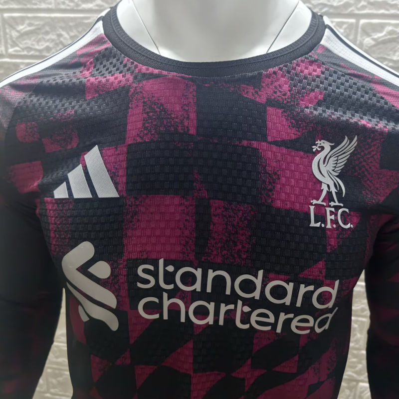 Liverpool Tercera Versión Jugador 2026/27 5