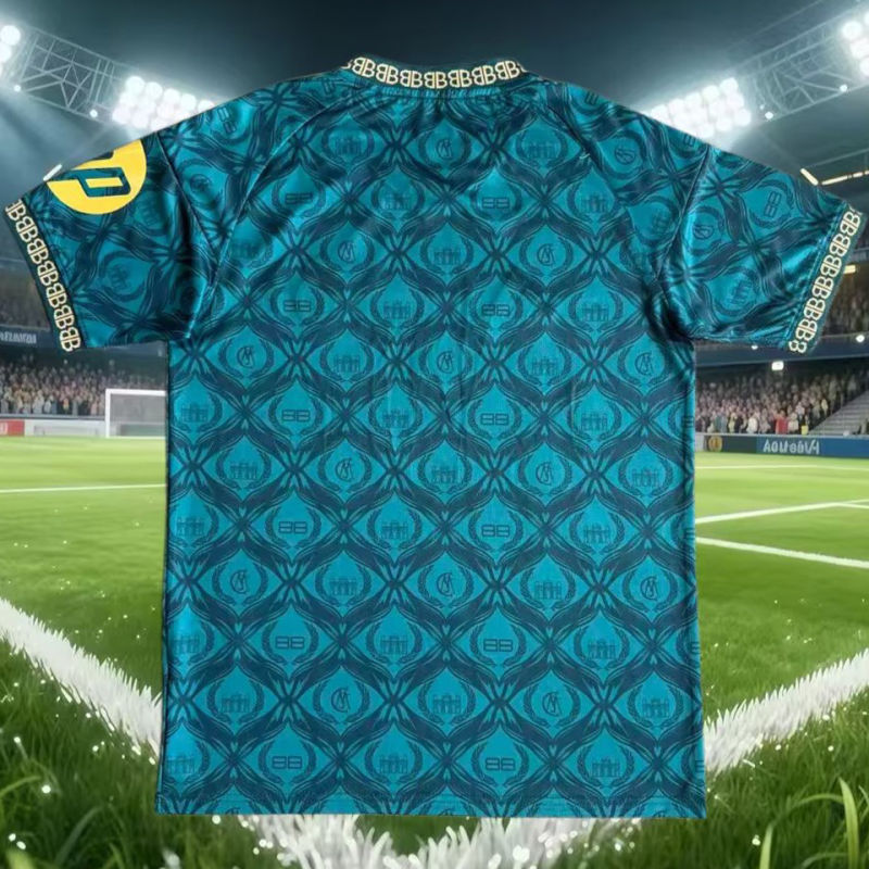 Real Madrid Local Versión Aficionado 2026/27 (Verde) 2