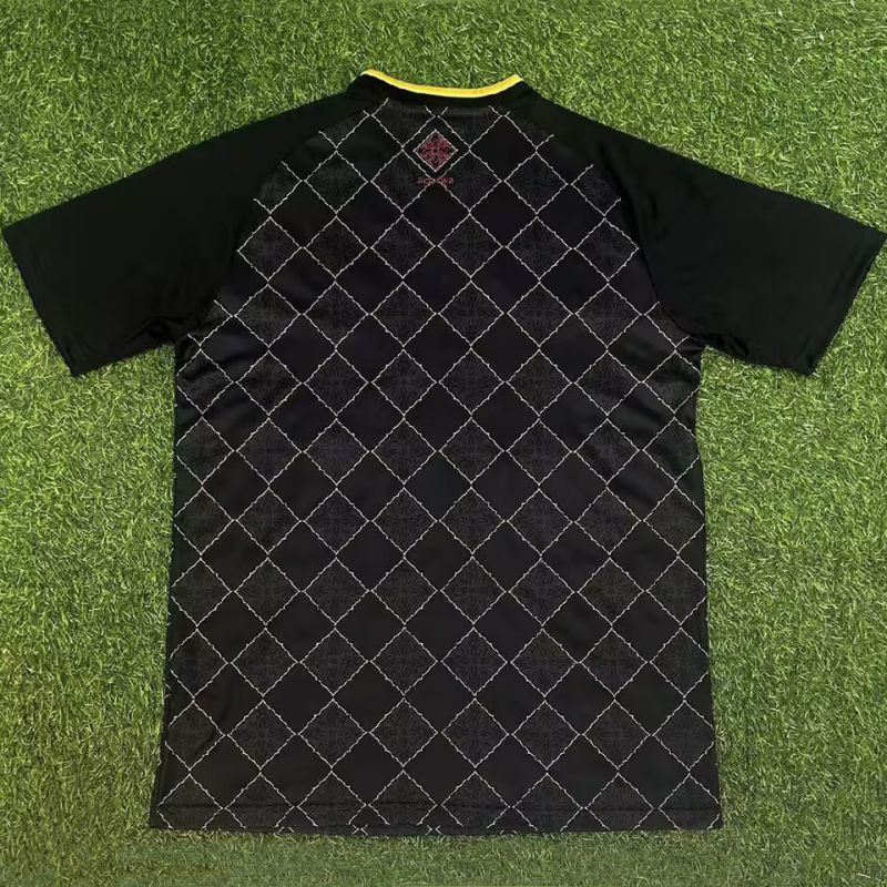 Liverpool Local Versión Aficionado 2026/27 (Negra) 2