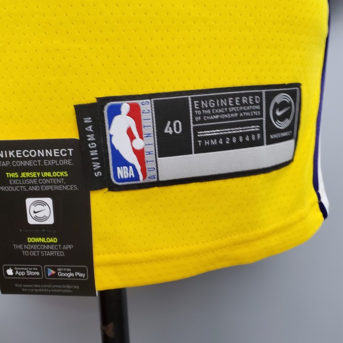 LeBron James Los Angeles Lakers 2020/21 Swingman Jersey Yellow