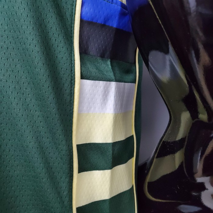 Giannis Antetokounmpo Milwaukee Bucks Swingman Jersey Green